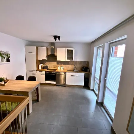 Maisonette-Apartment-Mit Glassfaseranschluss Bruggen  Exterior foto