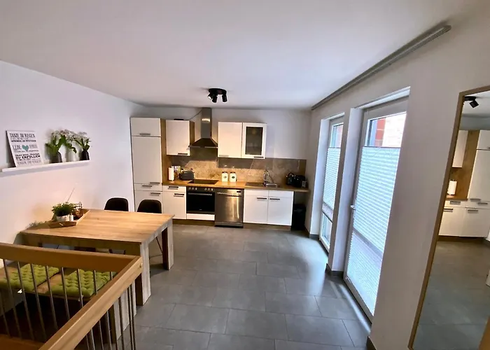 Maisonette-Apartment-Mit Glassfaseranschluss